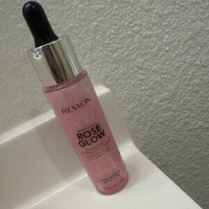 Rose Glow Hydrating + Illuminating Primer - Revlon